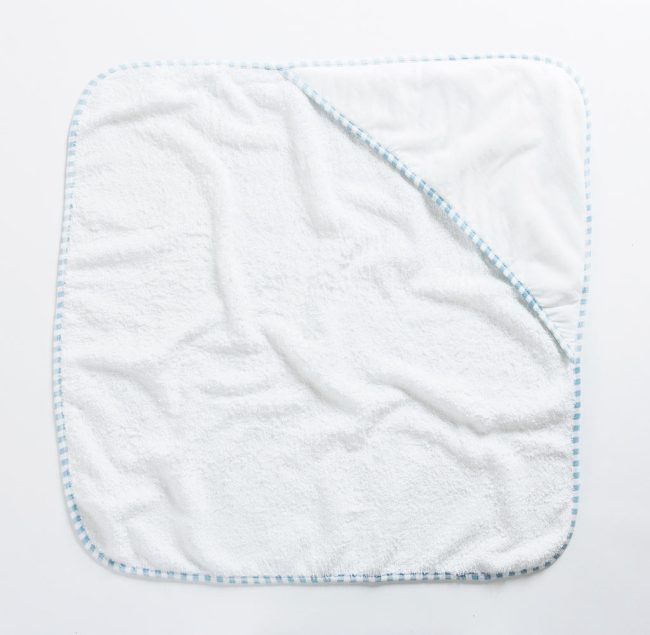 Po Hooded Baby Towel - Image 6